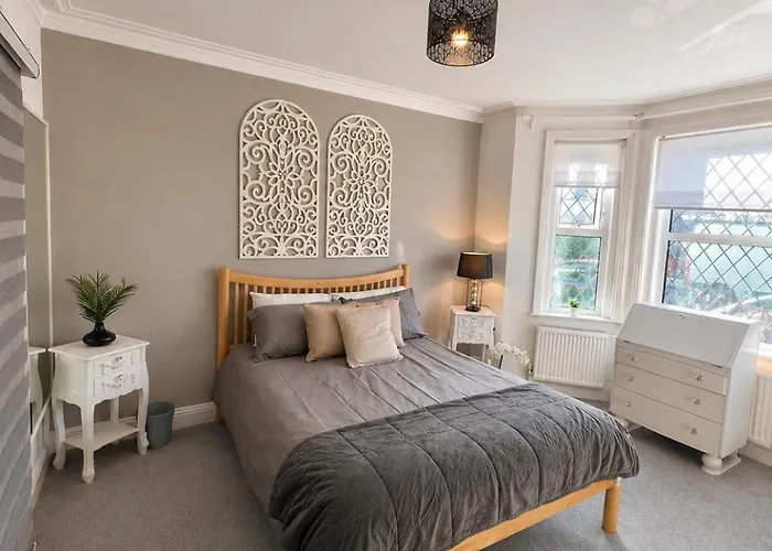 Cosy Bee